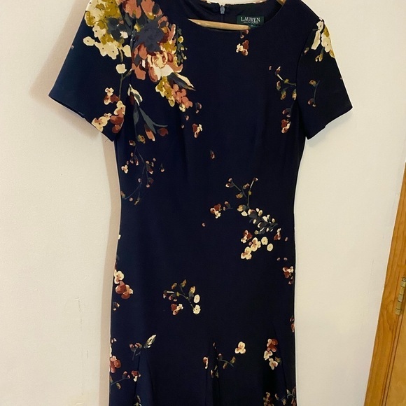 Lauren Ralph Lauren Navy Floral Short Sleeve Fit and Flare Dress - Picture 5 of 8